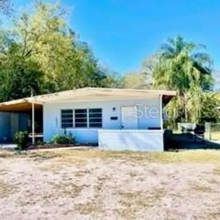 Buy this 3 bed house on 1381 6th Street Northeast in Winter Haven, FL 33881