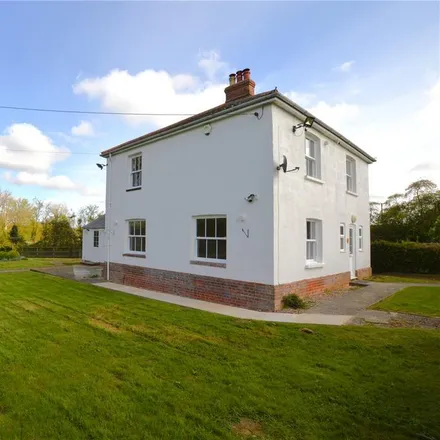 Rent this 4 bed house on Hatfield Forest Road in Uttlesford, CM22 6NJ