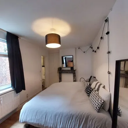 Rent this 2 bed apartment on Tiensestraat 278 in 3000 Leuven, Belgium