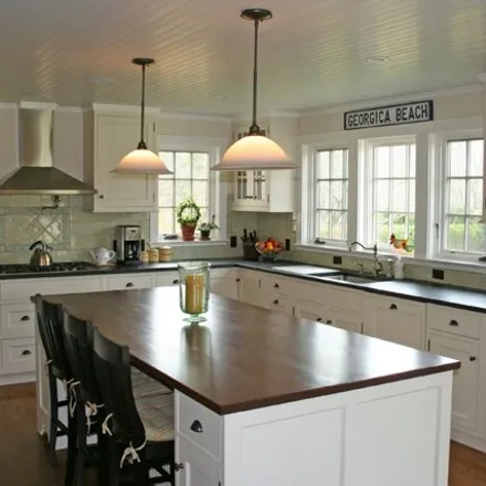 Image 2 - 53 Mc Guirk Street, Village of East Hampton, NY 11937, USA - House for rent