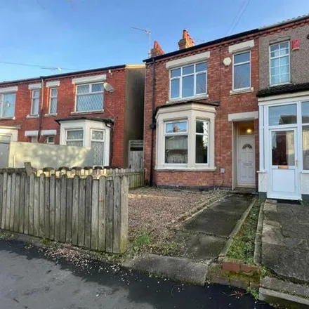 Rent this 4 bed house on Ball Hill District Centre in 17 Bray's Lane, Coventry