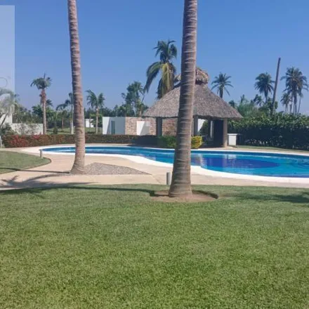 Rent this 3 bed apartment on Calle del Cocuyo in 39880, GRO