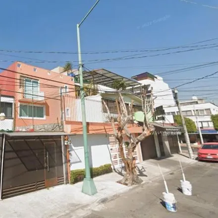 Buy this 4 bed house on Retorno 38 de Cecilio Robelo in Venustiano Carranza, 15900 Mexico City
