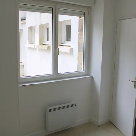 Image 2 - 12 Rue Notre Dame, 35130 La Guerche-de-Bretagne, France - Apartment for rent