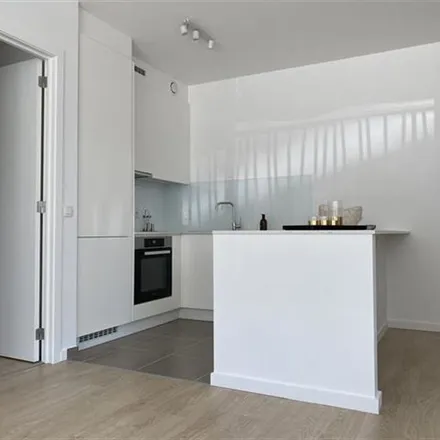 Rent this 2 bed apartment on Avenue Léon Grosjean - Léon Grosjeanlaan 108 in 1140 Evere, Belgium