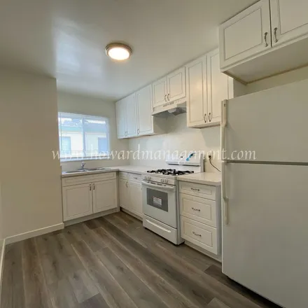 Rent this 1 bed apartment on 1639 20th Street in Santa Monica, CA 90404