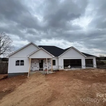Buy this 3 bed house on 117 Hatford Court in Statesville, NC 28625