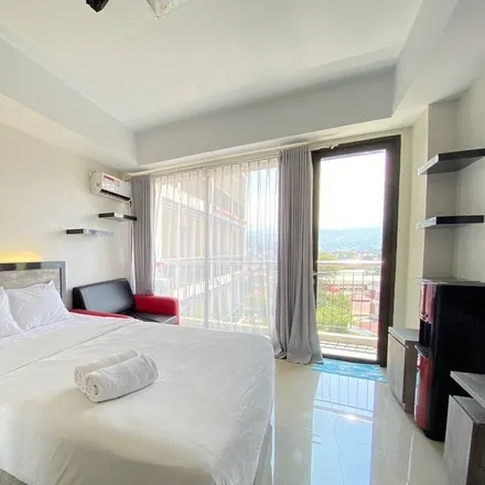 Rent this studio apartment on Twr E FL10 Unit 02 Jl SangkuriangSangkuriang in Coblong, Bdg