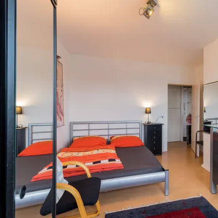 Rent this 2 bed apartment on Sakura IV in Kurfürstenstraße 126, 10785 Berlin