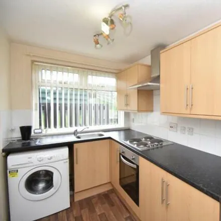Image 4 - 153 Dunalastair Drive, Glasgow, G33 6LY, United Kingdom - Apartment for sale