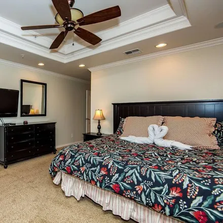 Rent this 3 bed condo on Bullhead City