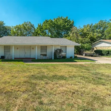 Buy this 3 bed house on 2814 Mc Carley Drive in Commerce, TX 75428