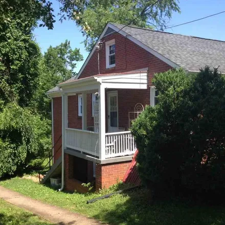 Rent this 2 bed apartment on 815 Locust Avenue in Charlottesville, VA 22906