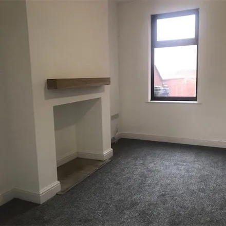 Image 9 - Beverley Street, Old Goole, DN14 5RS, United Kingdom - Apartment for rent