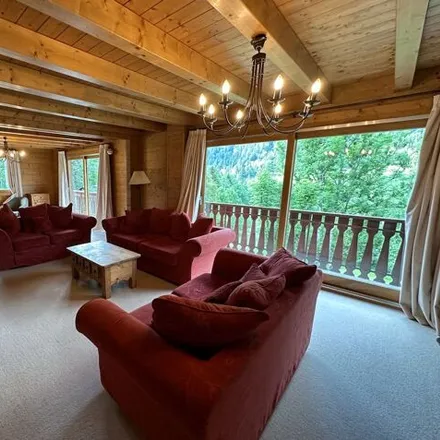 Image 8 - EREA Portes du Soleil, Allée des Vergnes, 26200 Montélimar, France - House for sale