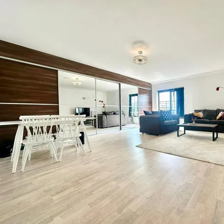 Rent this 2 bed apartment on Point West in McLeod's Mews, London