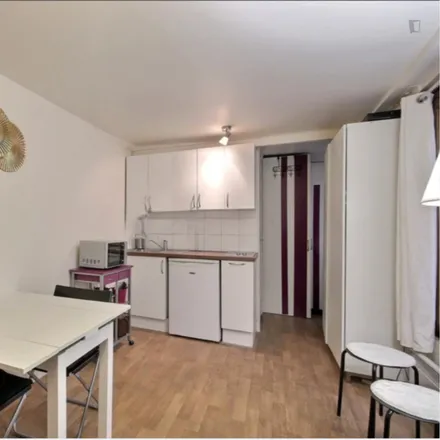 Image 5 - 30 Rue Saint-Sauveur, 75002 Paris, France - Apartment for rent