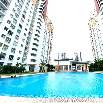 Rent this 3 bed apartment on Surau Al-Faqeh @ D'cerrum in Jalan Ecohill 1/2, Setia EcoHill