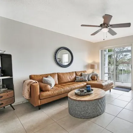 Image 4 - 206 Cypress Point Drive, Palm Beach Gardens, FL 33418, USA - Condo for rent