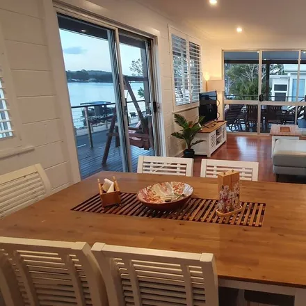 Rent this 2 bed apartment on Dunbogan NSW 2443
