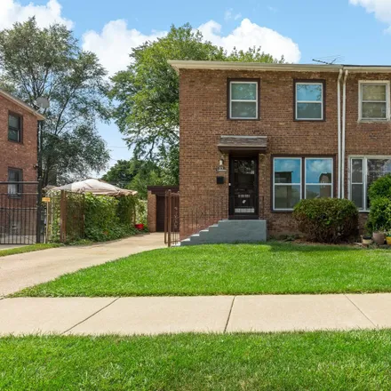 Buy this 2 bed house on 9216 South Forest Avenue in Chicago, IL 60628