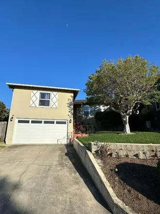 Rent this 3 bed house on 1 Eastwood Drive in San Mateo, CA 94403