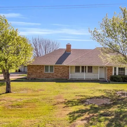 Buy this 3 bed house on 704 Rock Hill Drive in Ellis County, TX 75154