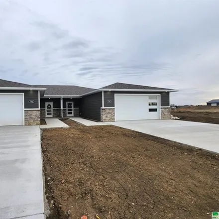 Buy this 2 bed house on 718 17th Street Southeast in Mason City, IA 50401