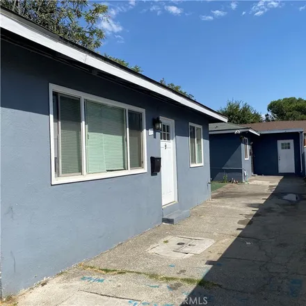 Buy this 4 bed house on 858 North Oakland Avenue in Pasadena, CA 91104