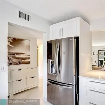 Image 2 - 2498 Congressional Way, Lakeview, Deerfield Beach, FL 33442, USA - Condo for sale