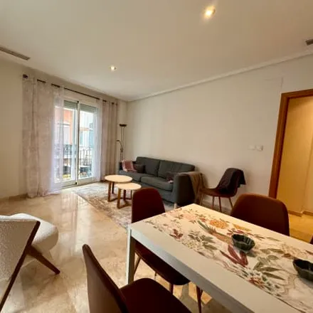 Rent this 5 bed apartment on Carrer del Baró de Finestrat / Calle Barón de Finestrat in 03001 Alicante, Spain