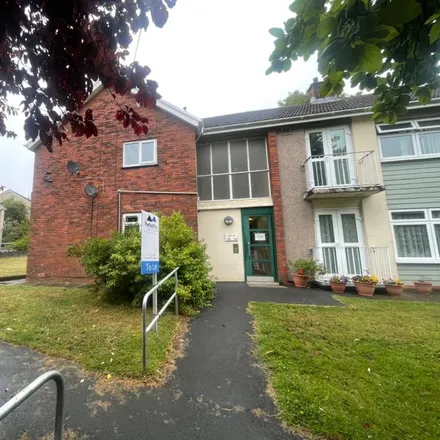 Rent this 3 bed apartment on Oak Ridge in Swansea, SA2 8NZ