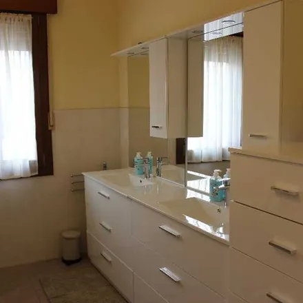 Image 9 - Riviera XVIII Giugno, 30020 Meolo VE, Italy - Apartment for rent