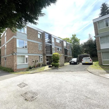 Rent this 2 bed apartment on 60 Russell Road in Kings Heath, B13 8RF