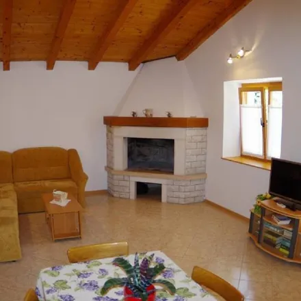 Image 5 - Svetvinčenat, Istria County, Croatia - House for rent