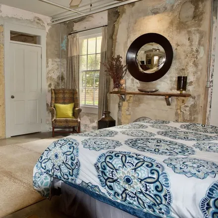 Rent this 3 bed apartment on New Orleans