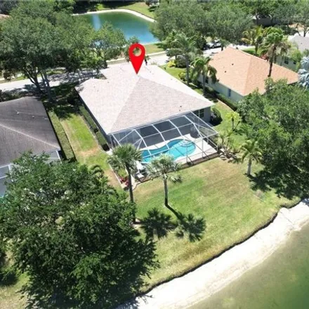Buy this 4 bed house on 632 Hatteras Ct Sw in Vero Beach, Florida