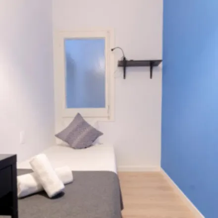 Rent this 5 bed apartment on Carrer del Roser in 105, 08004 Barcelona