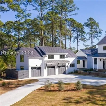 Buy this 5 bed house on 99 Nottingham Road in Bluffton, Beaufort County