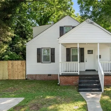Buy this 3 bed house on 2607 Columbia Avenue in Estabrook, Norfolk