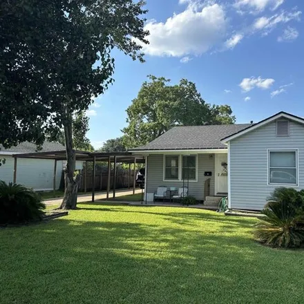 Buy this 3 bed house on 314 Avenue F in Port Neches, Texas