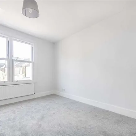 Image 4 - Elmtree Road, London, TW11 8SS, United Kingdom - Apartment for rent