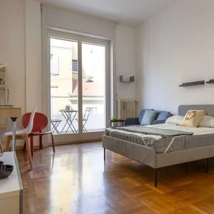 Image 8 - IP, Viale Regina Margherita, 20122 Milan MI, Italy - Apartment for rent