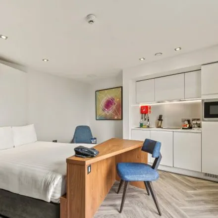 Rent this studio apartment on RoomZzz Aparthotel in 66 West Ham Lane, London