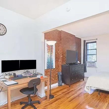 Rent this 1 bed apartment on 1709 2nd Avenue in New York, NY 10128