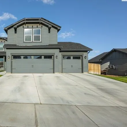 Buy this 4 bed house on Vermilion Lane in Pasco, WA