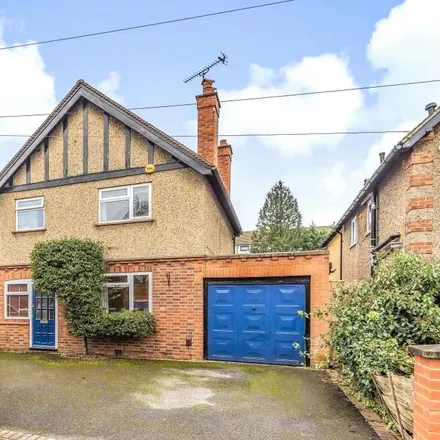 Rent this 3 bed house on Florence Avenue in Maidenhead, SL6 8SJ