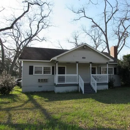 Buy this studio apartment on 144 Cool Springs Road in Colquitt County, GA 31771