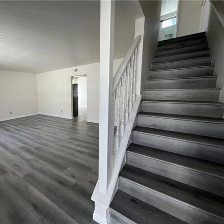 Image 6 - 1446 West 257th Street, Harbor Pines, Los Angeles, CA 90710, USA - Townhouse for sale