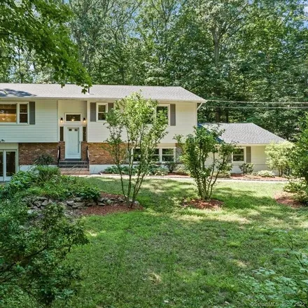 Buy this 4 bed house on 477 New England Road in Guilford, CT 06437